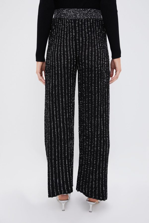 Noir Donna Pants on Sale